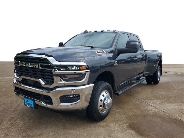 2026 Ram 3500 Tradesman photo 3