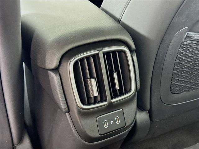 2025 Hyundai Ioniq 6 Limited photo 32
