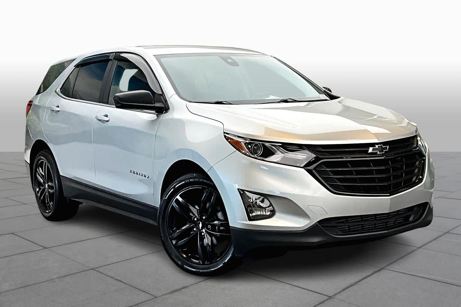 2021 Chevrolet Equinox LT photo 3