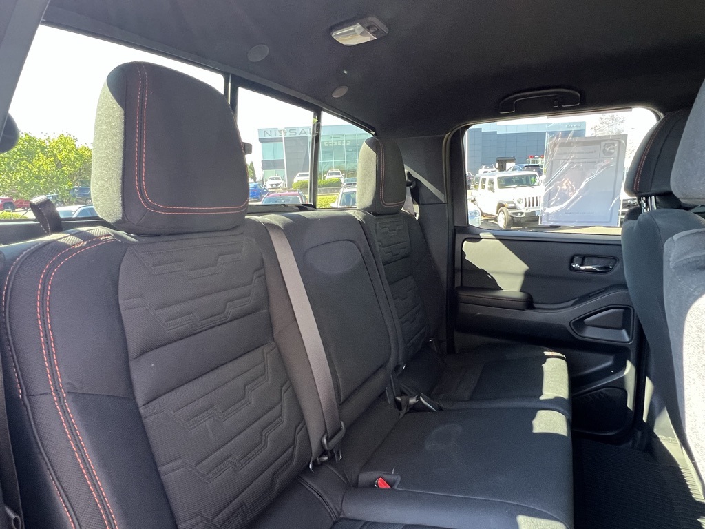 2024 Nissan Frontier PRO-4X photo 28