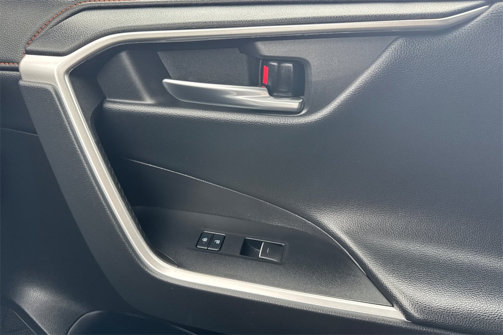 2022 Toyota RAV4 Adventure photo 16