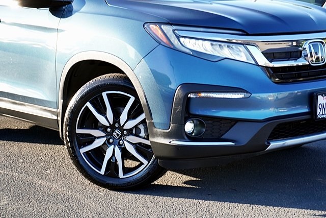 Used 2022 Blue Honda Touring image 3