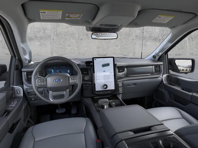 2025 Ford F-150 Lightning photo 20