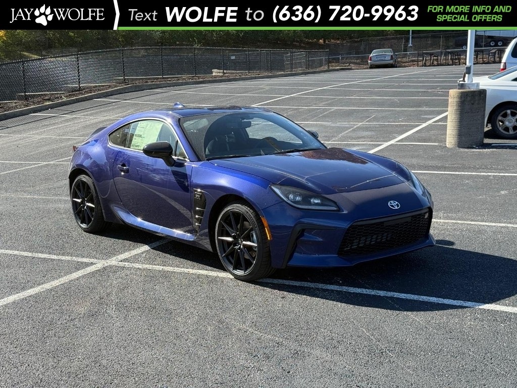 2025 Toyota GR86 Premium's photo