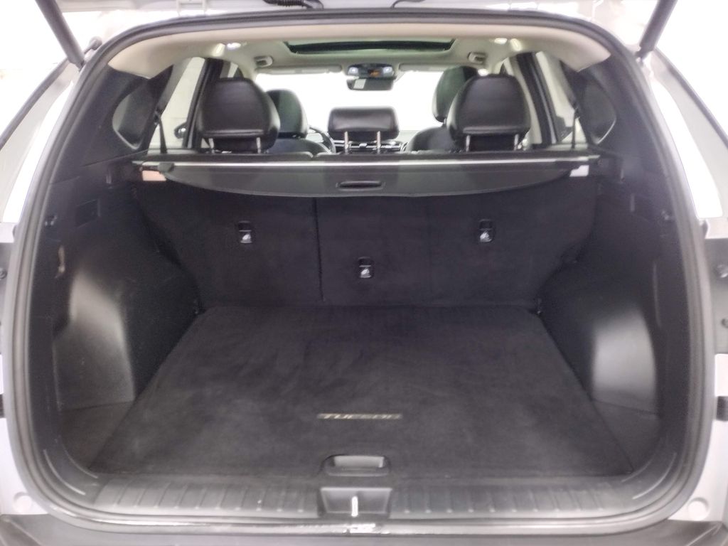 2022 Hyundai Tucson Limited photo 11