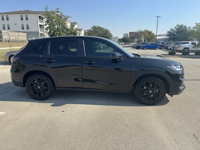 2025 Honda HR-V Sport photo 4