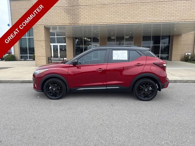 2023 Nissan Kicks SR