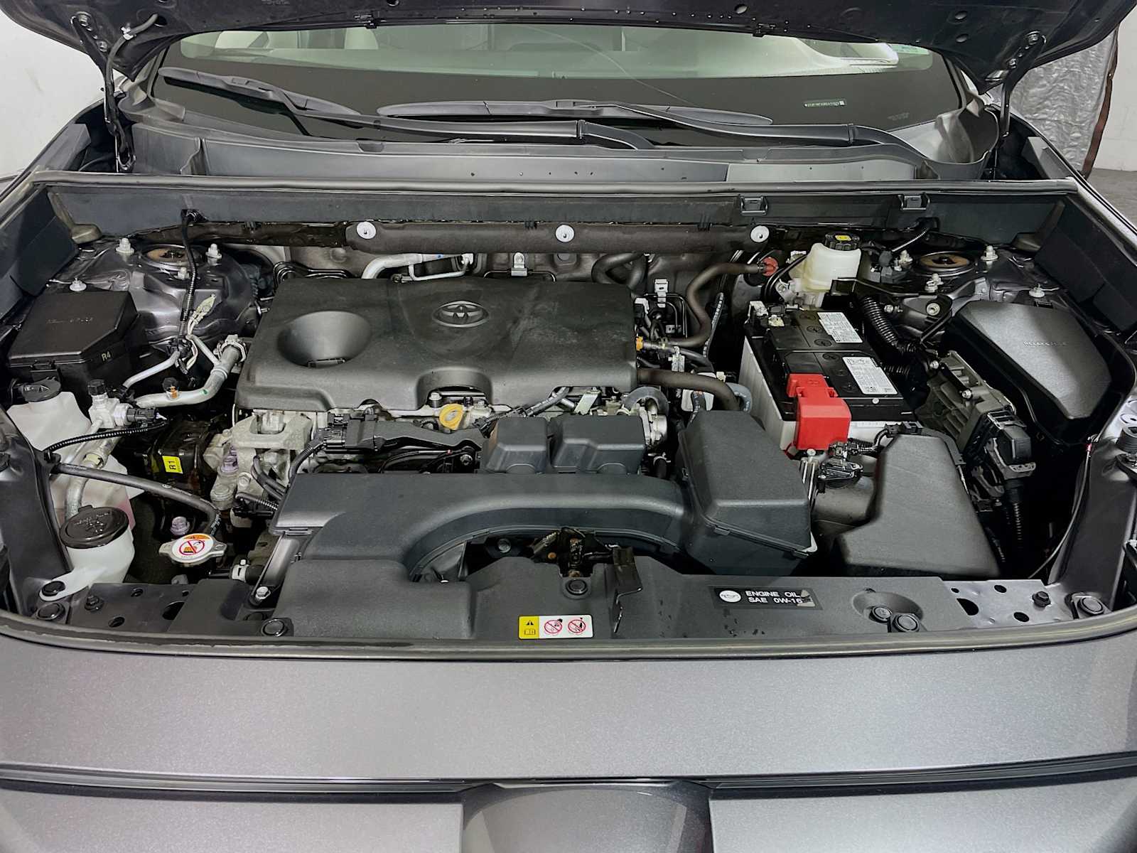 2024 Toyota RAV4 XLE photo 29