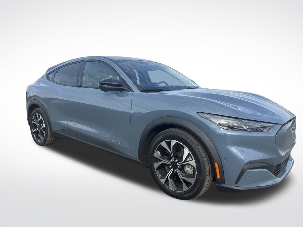 2024 Ford Mustang Mach-E Select RWD's photo