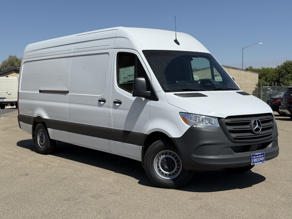 2025 Mercedes-Benz Sprinter Cargo Van Base's photo
