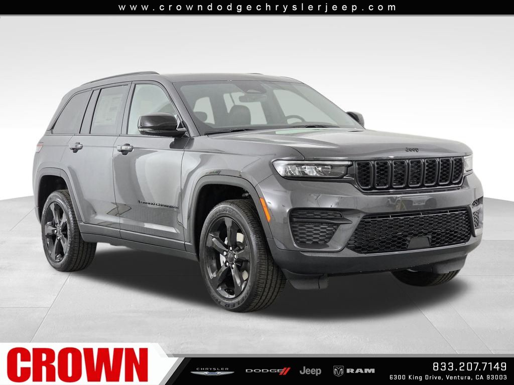 2025 Jeep Grand Cherokee Laredo Altitude photo 4