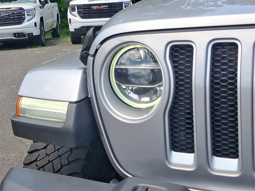2021 Jeep Wrangler Unlimited Sahara photo 9