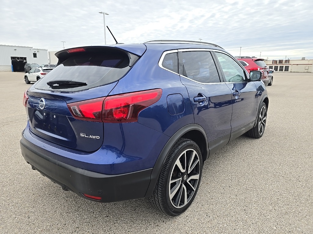 2019 Nissan Rogue Sport SL photo 3