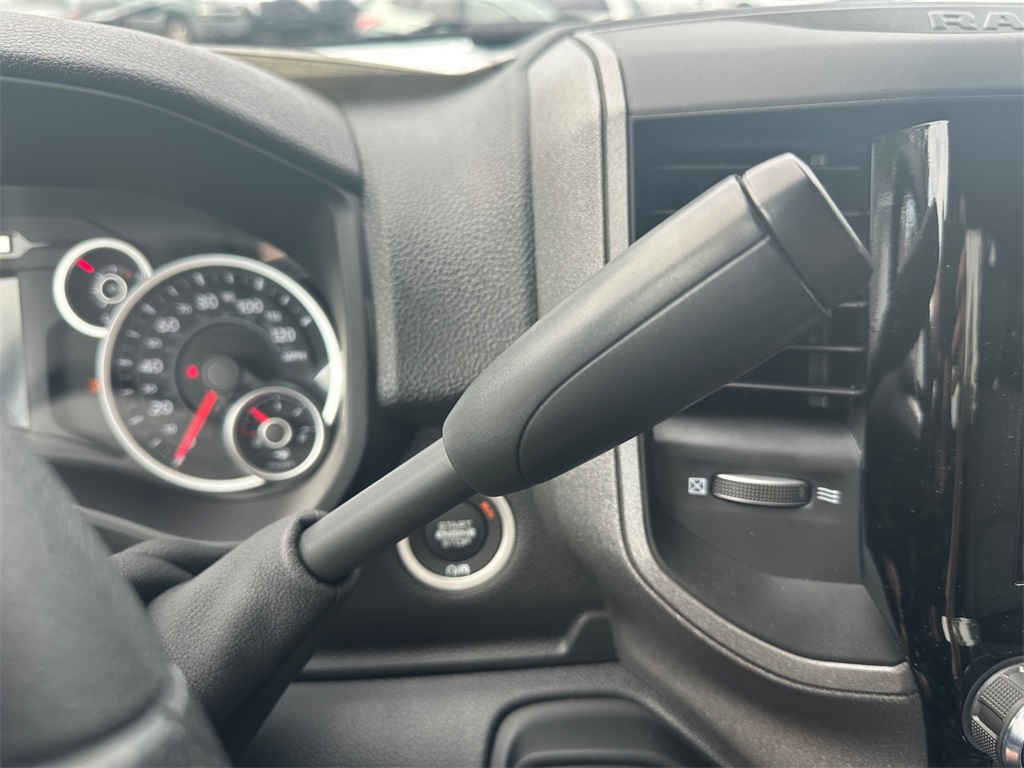 2025 Ram 4500 Tradesman photo 27