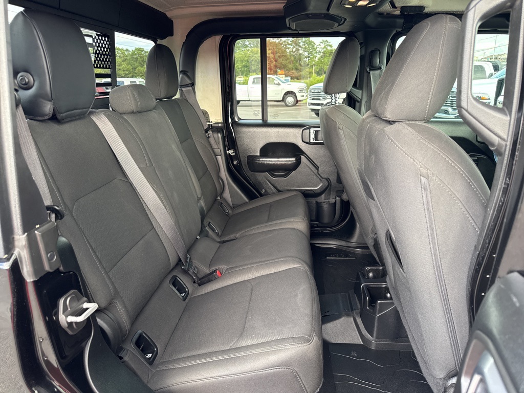 2020 Jeep Gladiator Sport photo 18