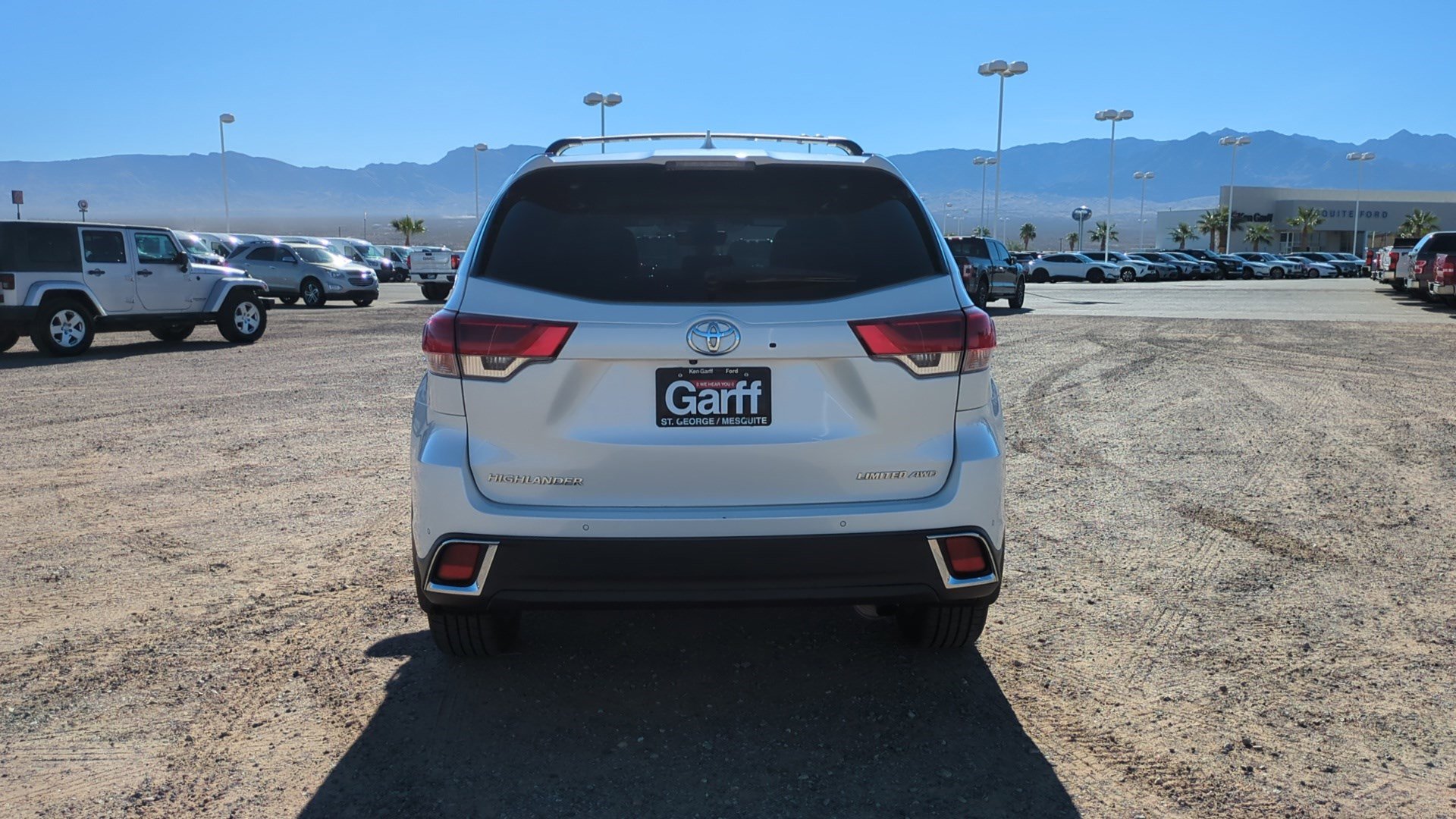 2019 Toyota Highlander Limited photo 4