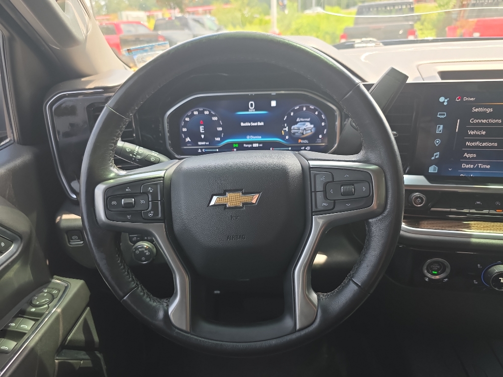 2022 Chevrolet Silverado 1500 LT photo 12