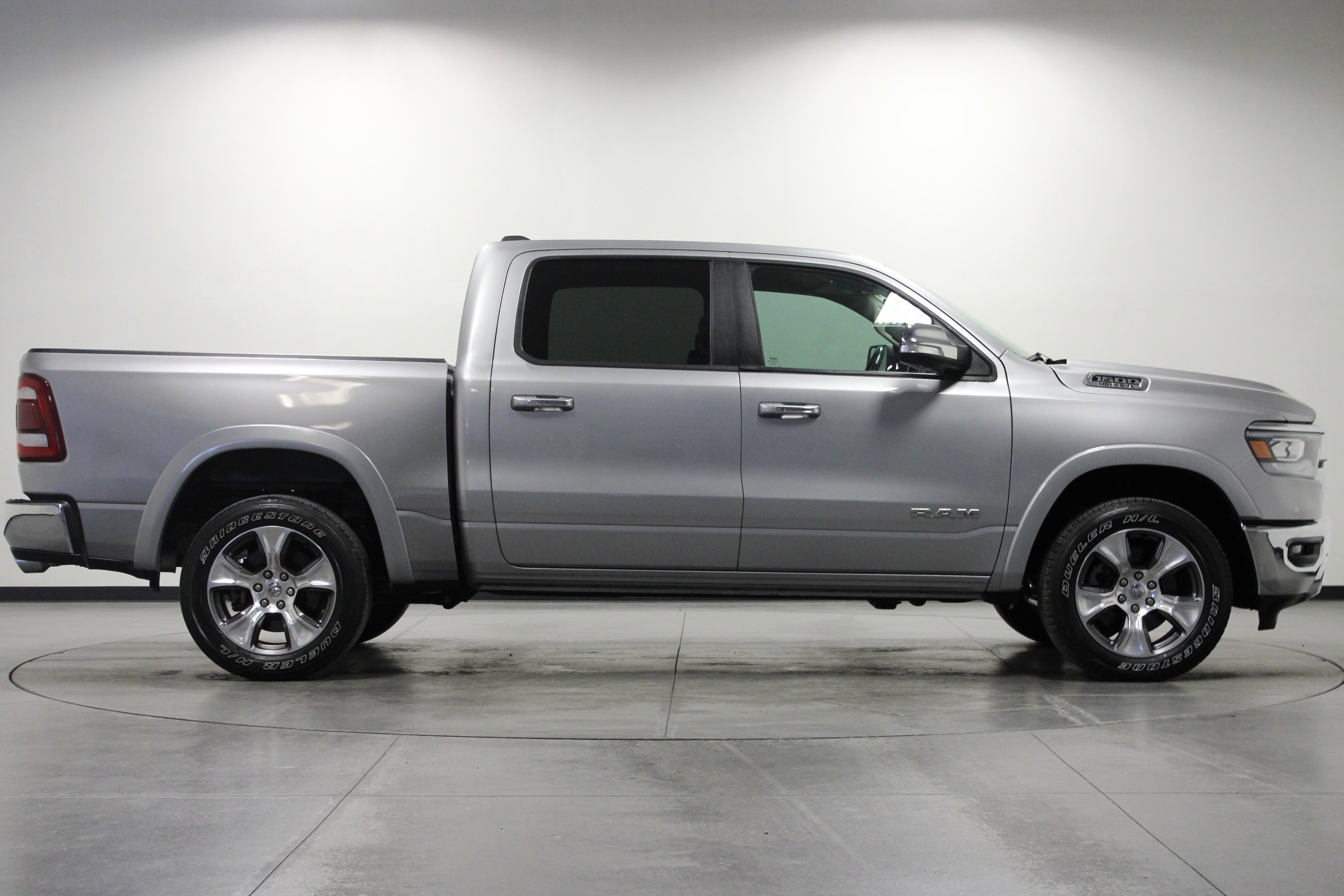 2022 Ram 1500 Laramie photo 2