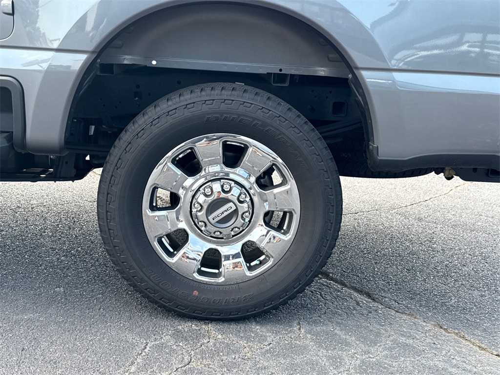 2024 Ford F-250 Lariat photo 18