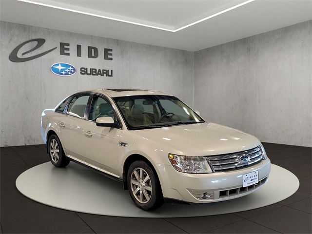 2008 Ford Taurus SEL's photo