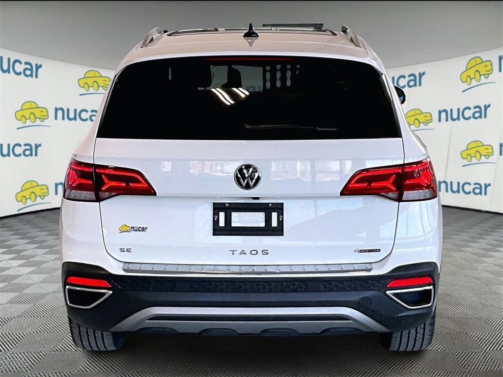 2023 Volkswagen Taos SE photo 4
