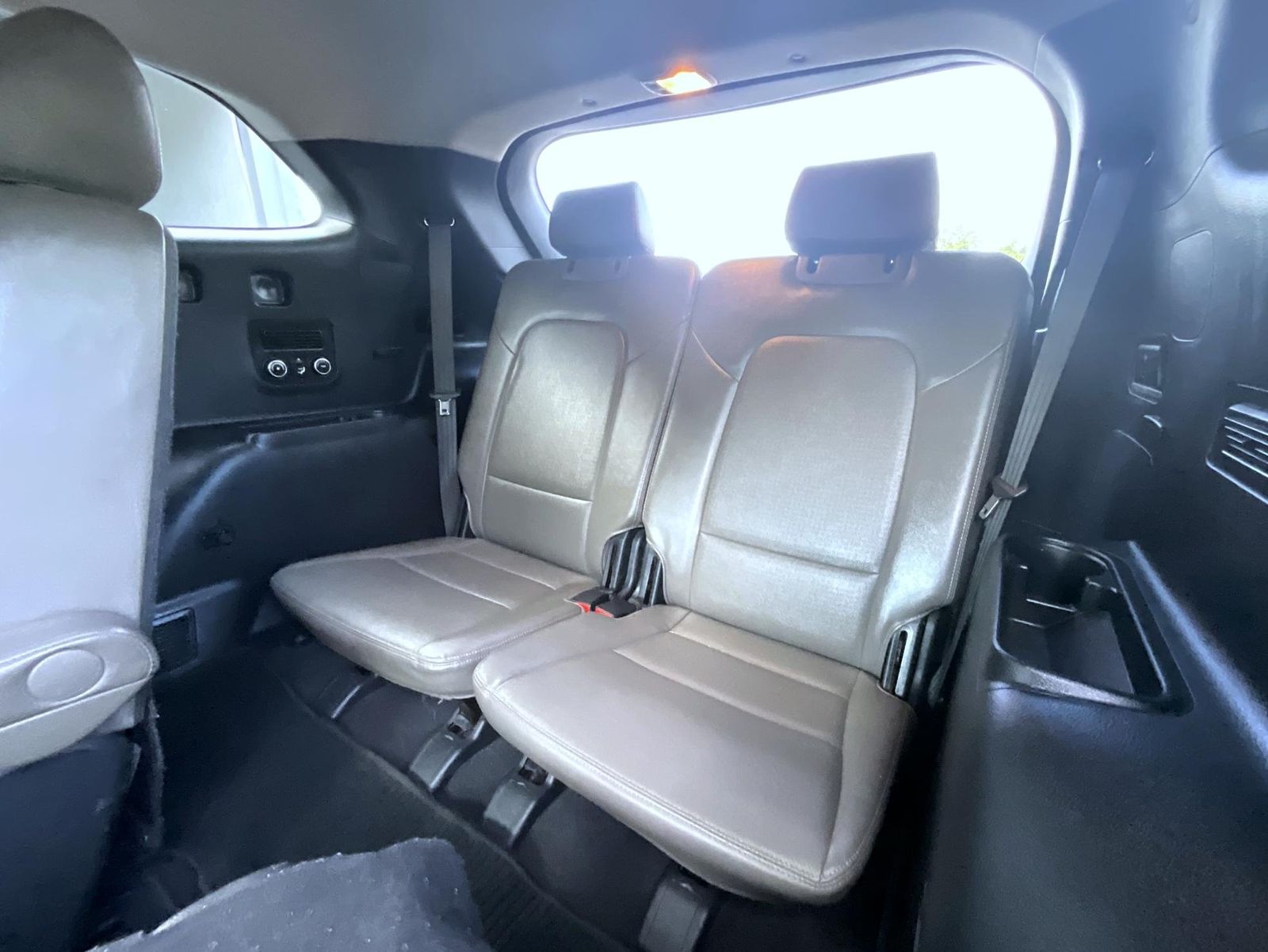 2014 Hyundai Santa Fe Limited photo 17