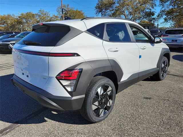 2025 Hyundai Kona SEL photo 7