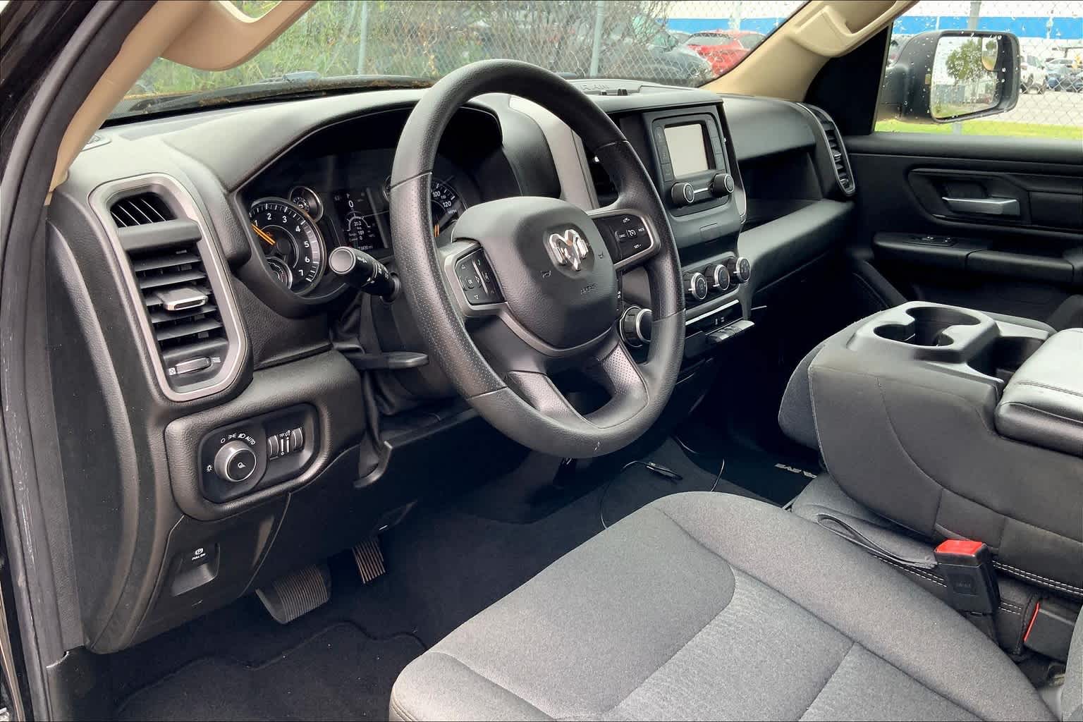 2019 Ram 1500 Tradesman photo 14