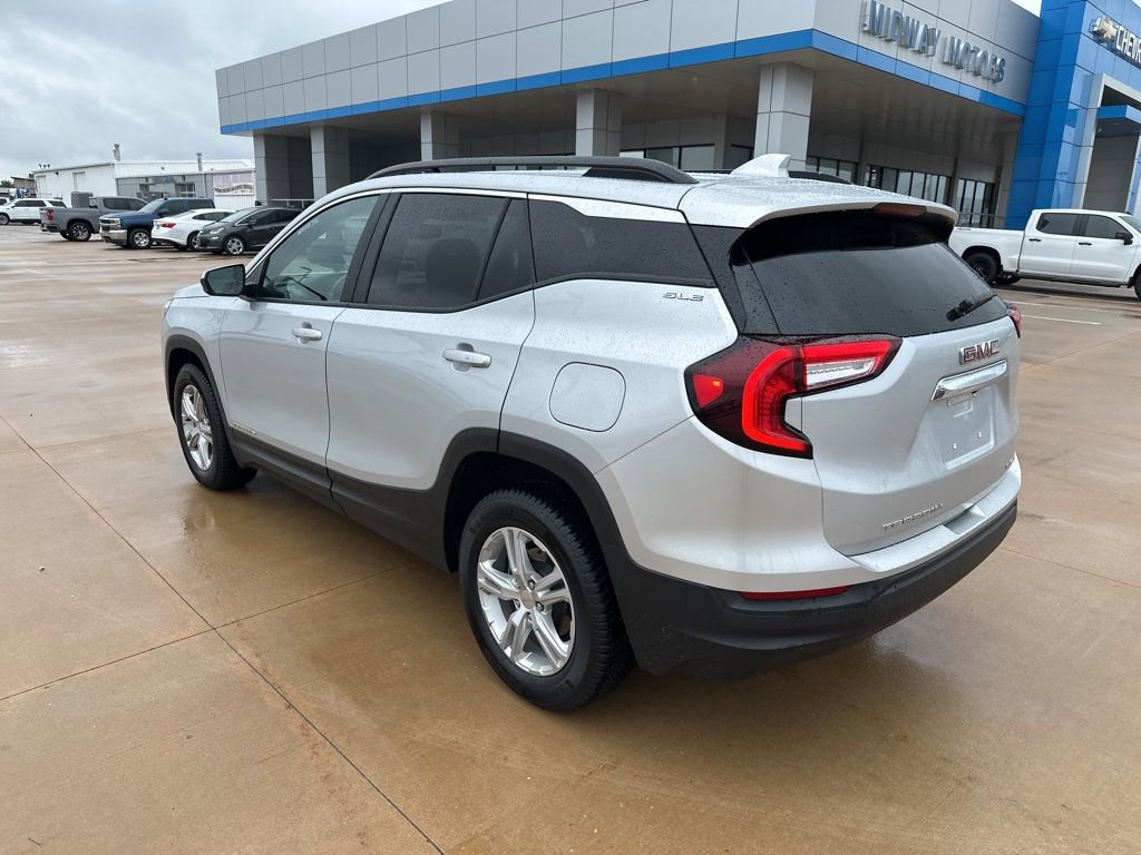 2022 Gmc Terrain SLE photo 16
