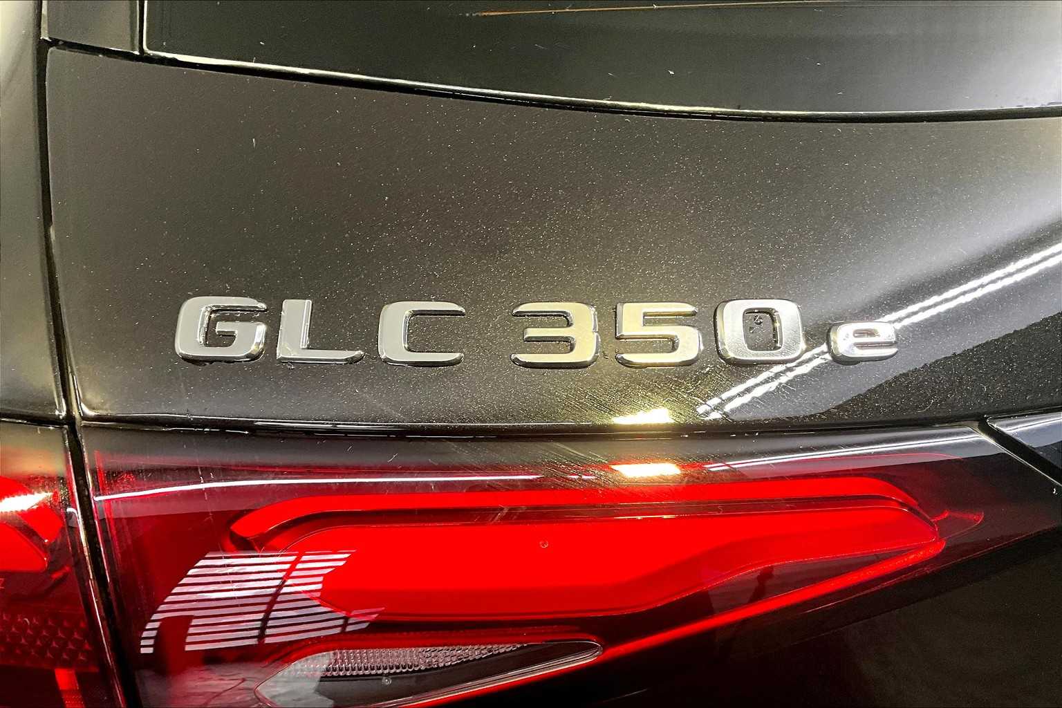 2026 Mercedes Benz GLC 350e 4MATIC photo 6