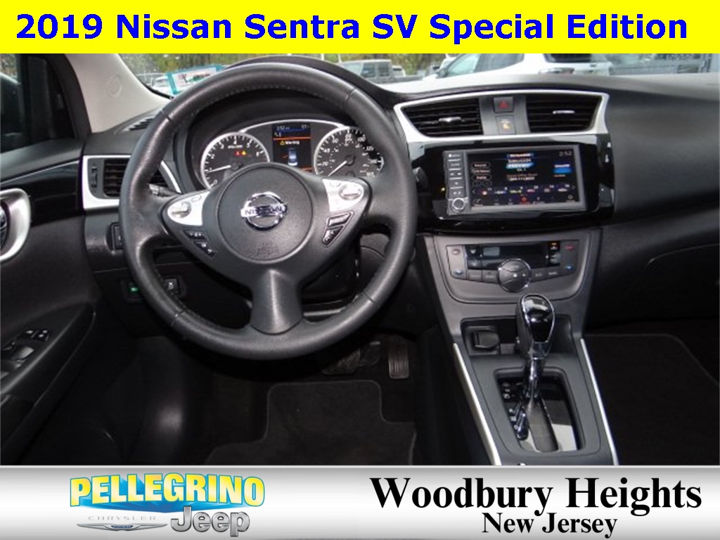 2019 Nissan Sentra SV photo 2