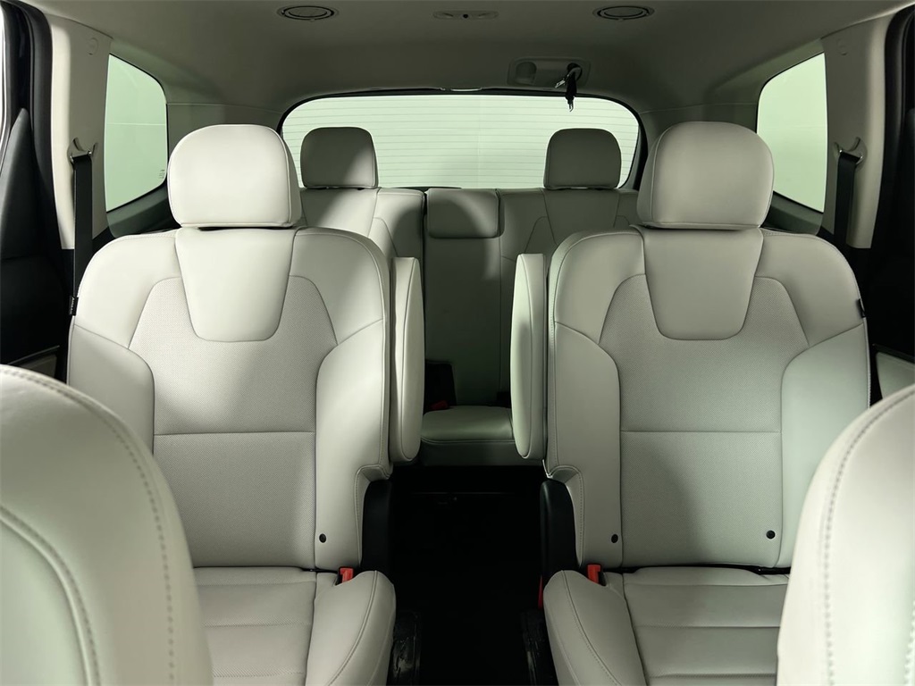 2025 Kia Telluride S photo 26