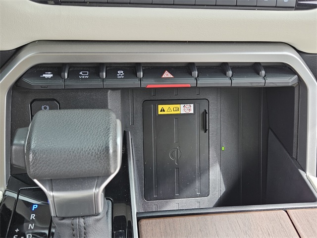 2024 Toyota Sequoia Capstone photo 21