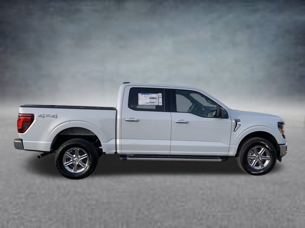 2025 Ford F-150 XLT photo 8