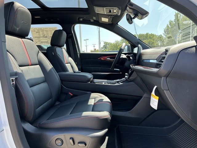2026 Chevrolet Traverse RS photo 7