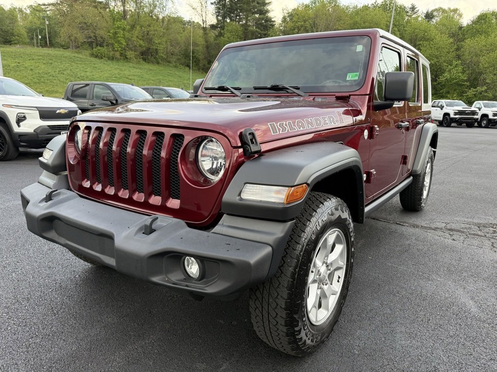 2021 Jeep Wrangler Unlimited Islander photo 24