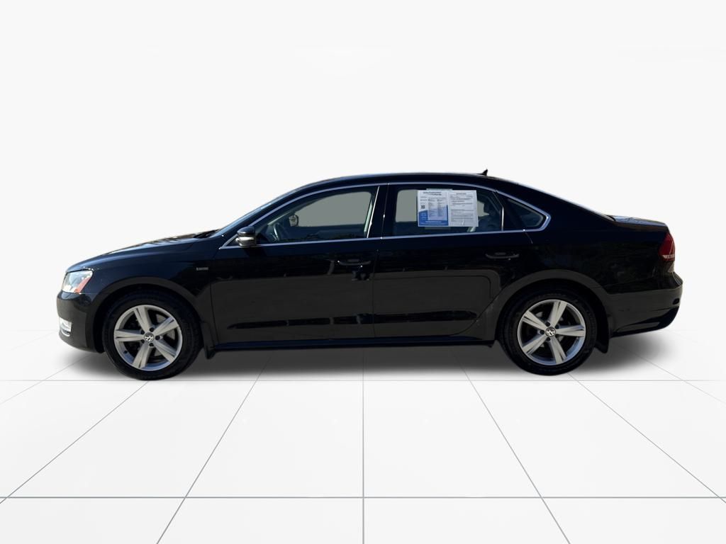 2015 Volkswagen Passat Limited photo 2