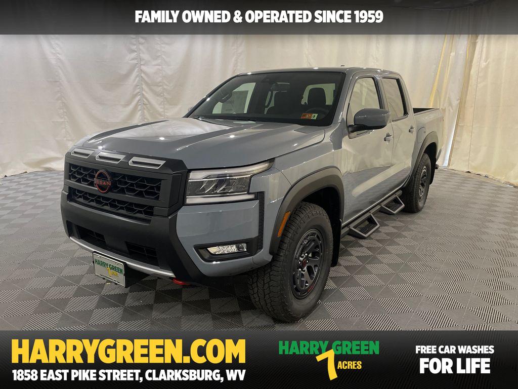 2025 Nissan Frontier PRO-4X's photo