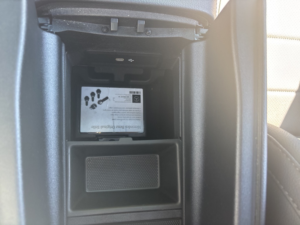 2025 Mercedes Benz GLS 450 4MATIC photo 24