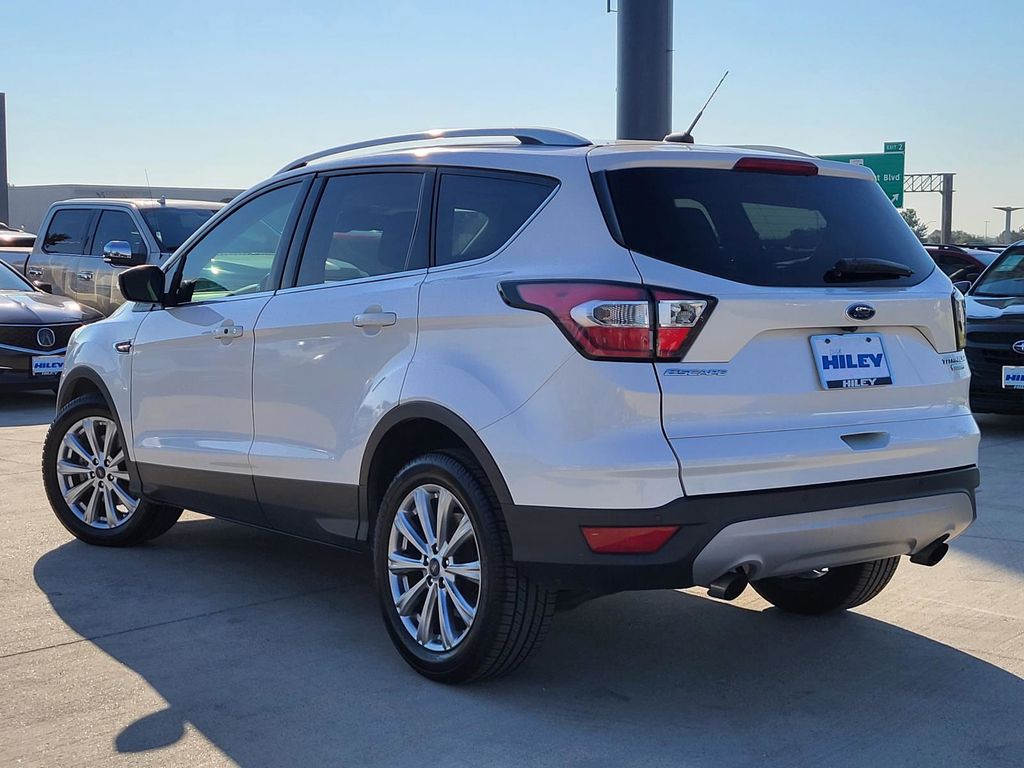 2017 Ford Escape Titanium photo 3