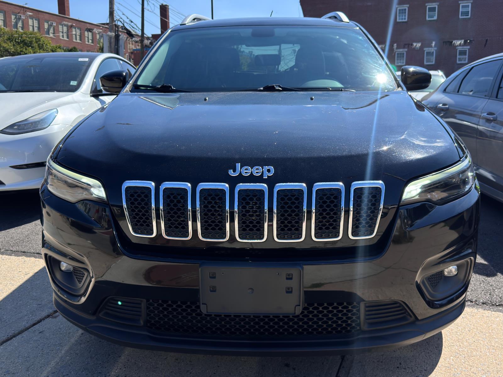 2020 Jeep Cherokee Latitude photo 2