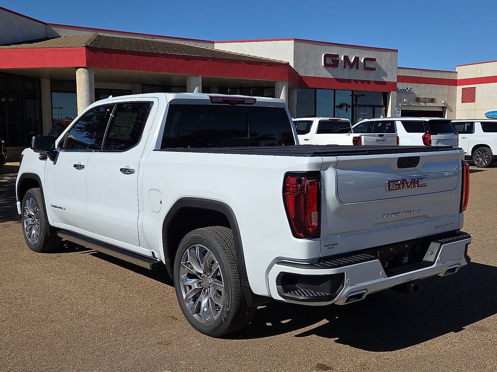 2026 Gmc Sierra 1500 Denali photo 3