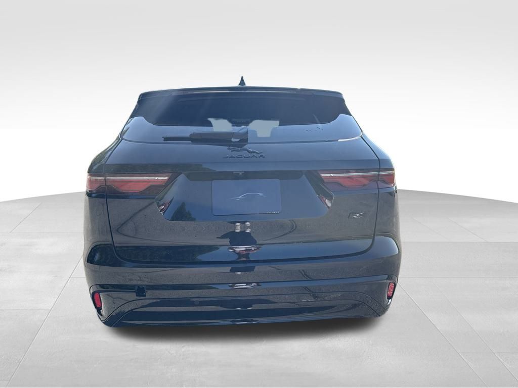 2026 Jaguar F-PACE P250 R-Dynamic S photo 8