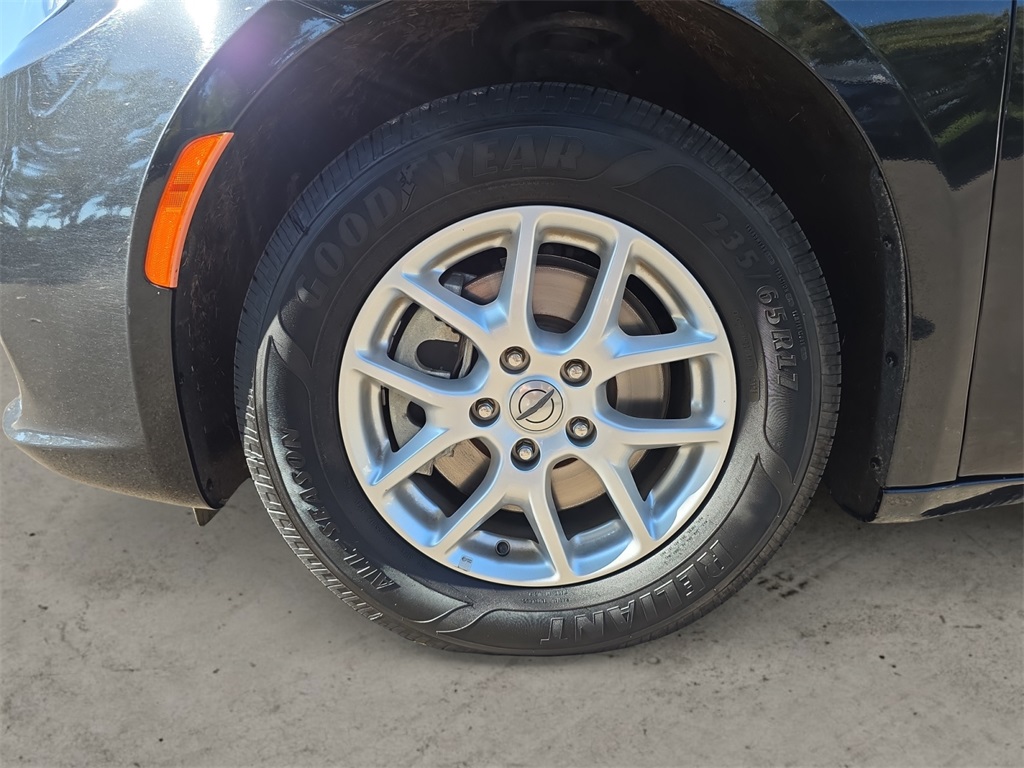 2021 Chrysler Pacifica Touring L photo 14