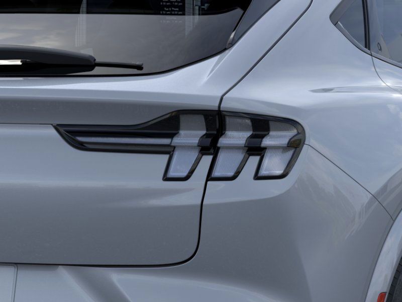 2025 Ford Mustang Mach-E Premium photo 19