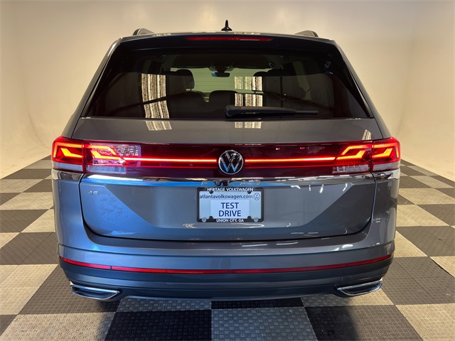 2024 Volkswagen Atlas SE photo 4