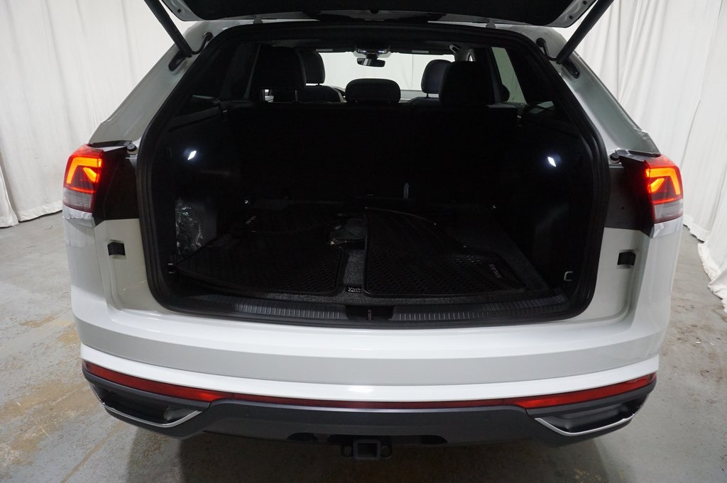 2025 Volkswagen Atlas Cross Sport SE Technology photo 31