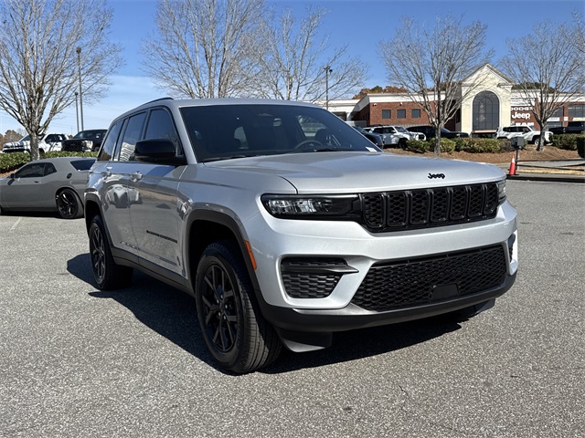 2025 Jeep Grand Cherokee Altitude X photo 3