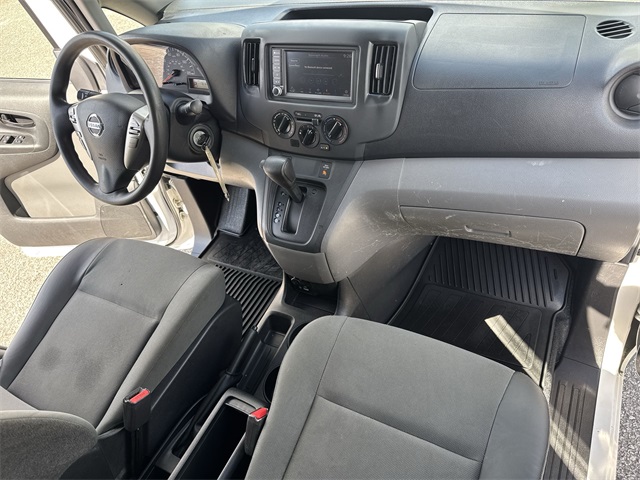 2021 Nissan NV200 S photo 9