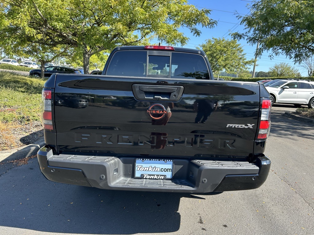 2022 Nissan Frontier PRO-X photo 5